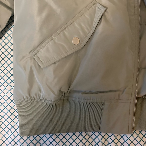 H&M Bomber Jacket - moto Divided jacket. Padded bomber jacket Mint Green XS NEW - Picture 13 of 14